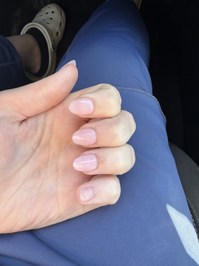 California Nails, nail salon in Lorain, OH, photo 2 of 10